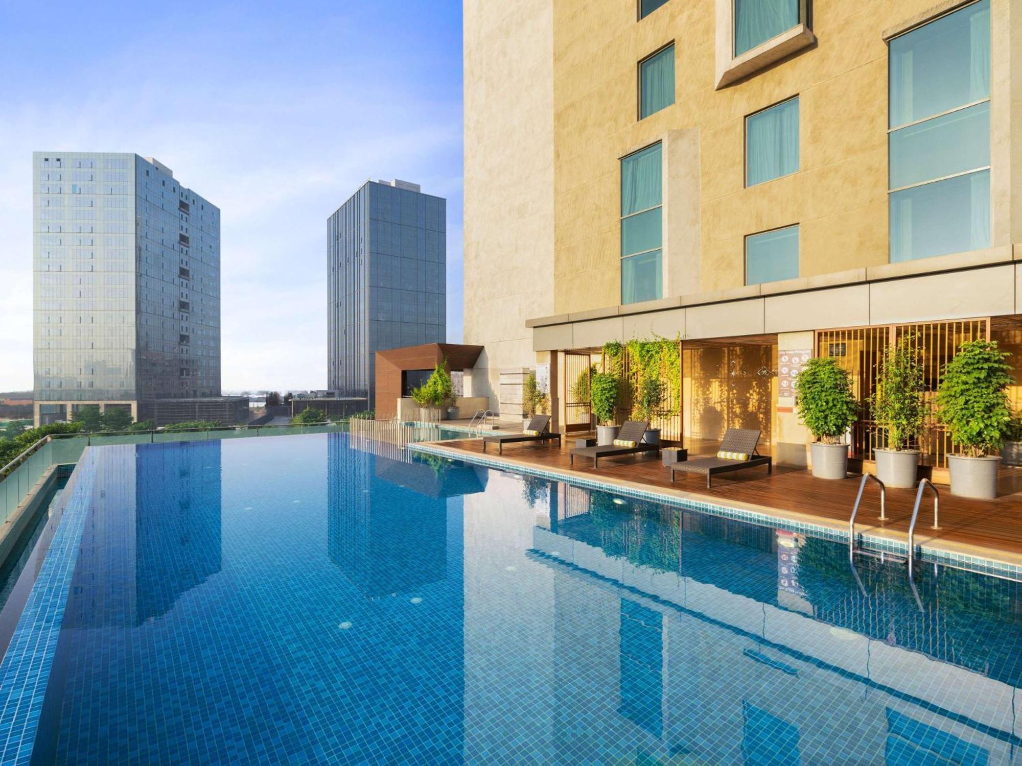 Grand Mercure Ahmedabad Gift City - An Accor Hotels Brand Ґандінаґар Екстер'єр фото