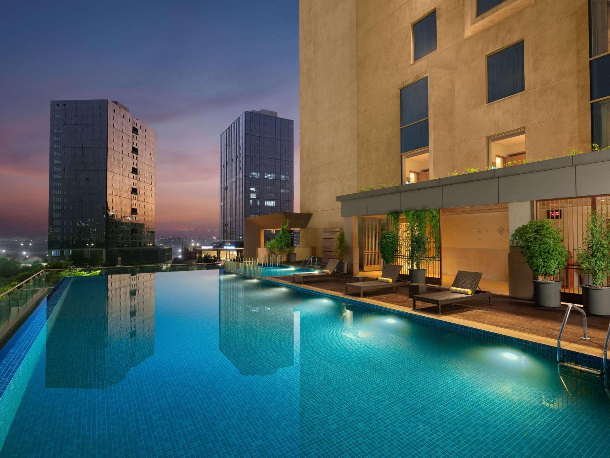 Grand Mercure Ahmedabad Gift City - An Accor Hotels Brand Ґандінаґар Екстер'єр фото