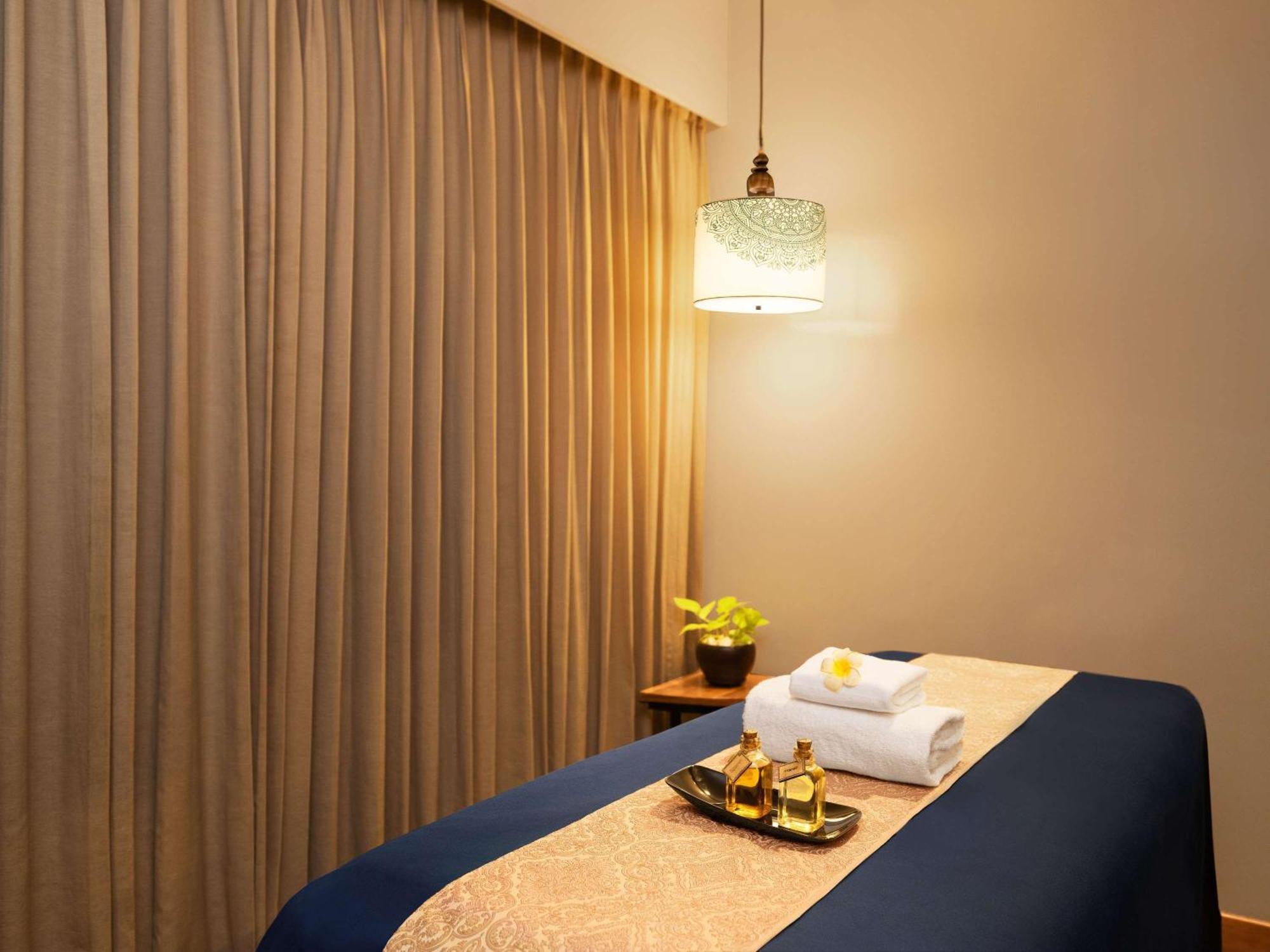 Grand Mercure Ahmedabad Gift City - An Accor Hotels Brand Ґандінаґар Екстер'єр фото