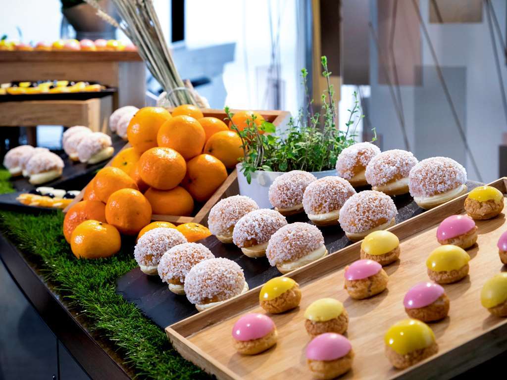 Grand Mercure Ahmedabad Gift City - An Accor Hotels Brand Ґандінаґар Екстер'єр фото