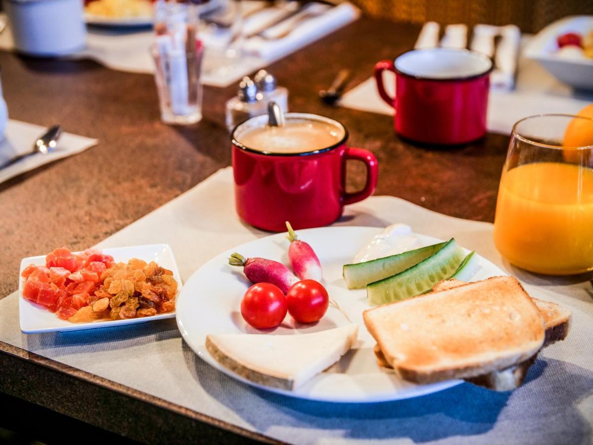 Grand Mercure Ahmedabad Gift City - An Accor Hotels Brand Ґандінаґар Екстер'єр фото