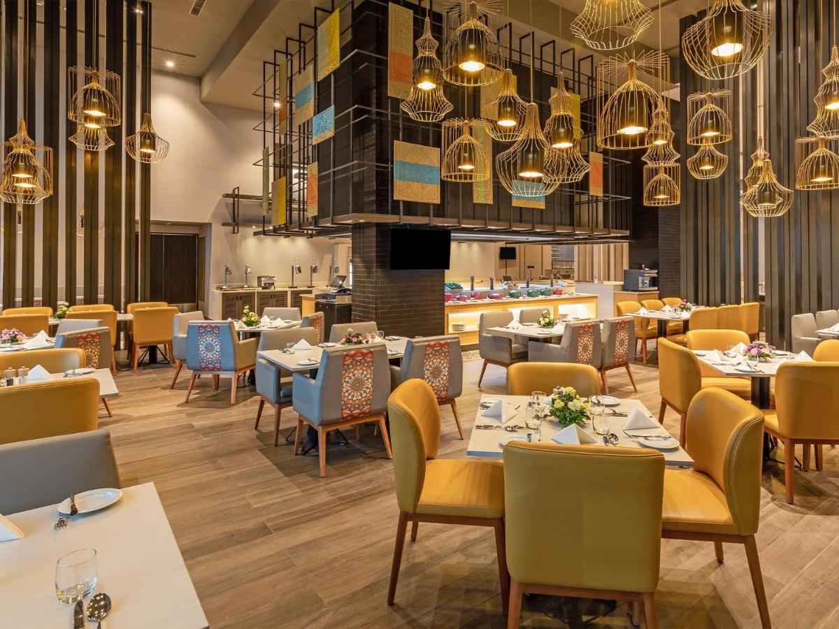 Grand Mercure Ahmedabad Gift City - An Accor Hotels Brand Ґандінаґар Екстер'єр фото