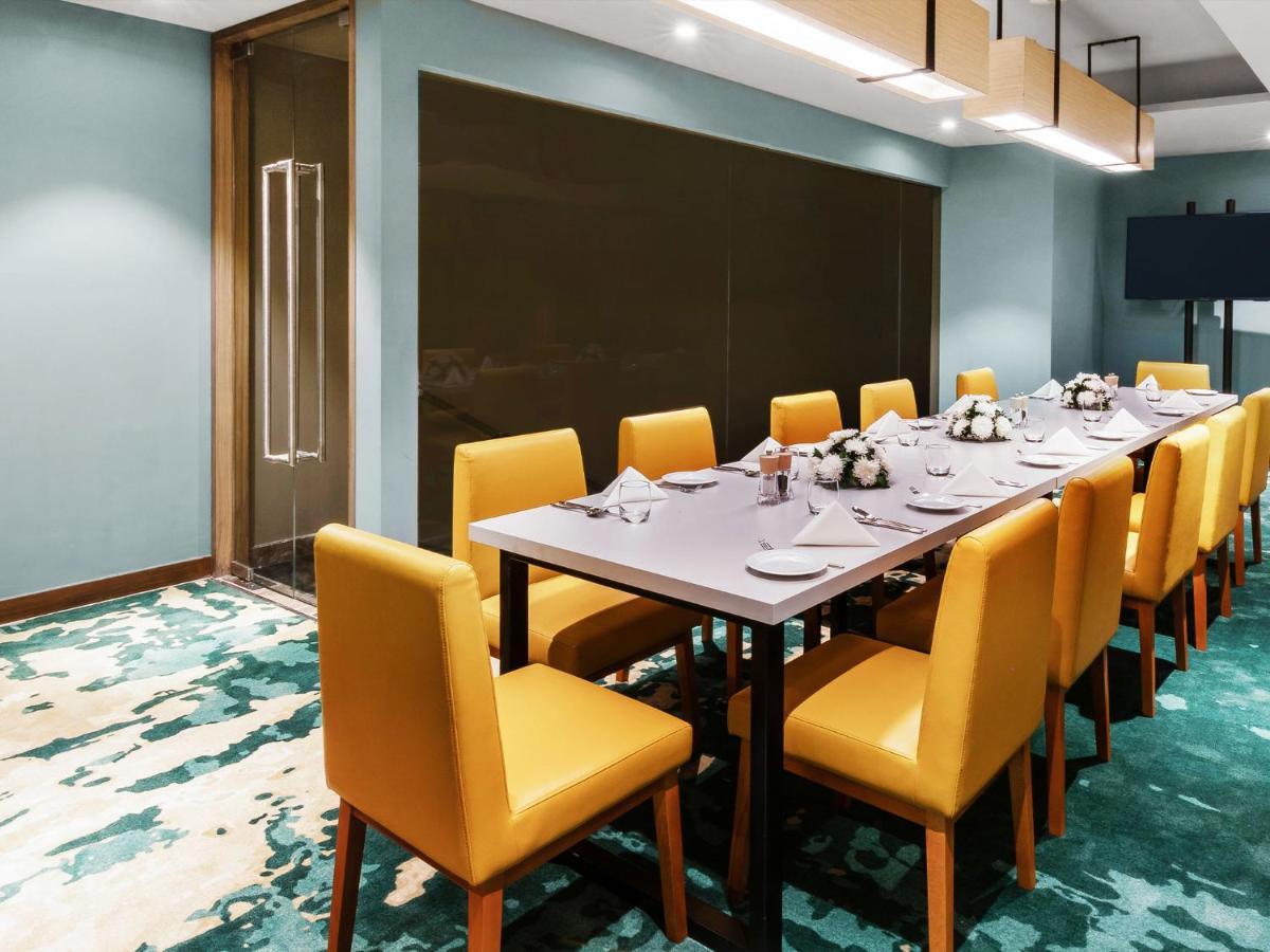 Grand Mercure Ahmedabad Gift City - An Accor Hotels Brand Ґандінаґар Екстер'єр фото